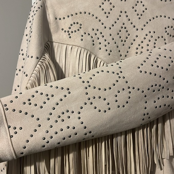 Idyllwind Fringe Studded Faux Suede Jacket - Picture 5 of 5